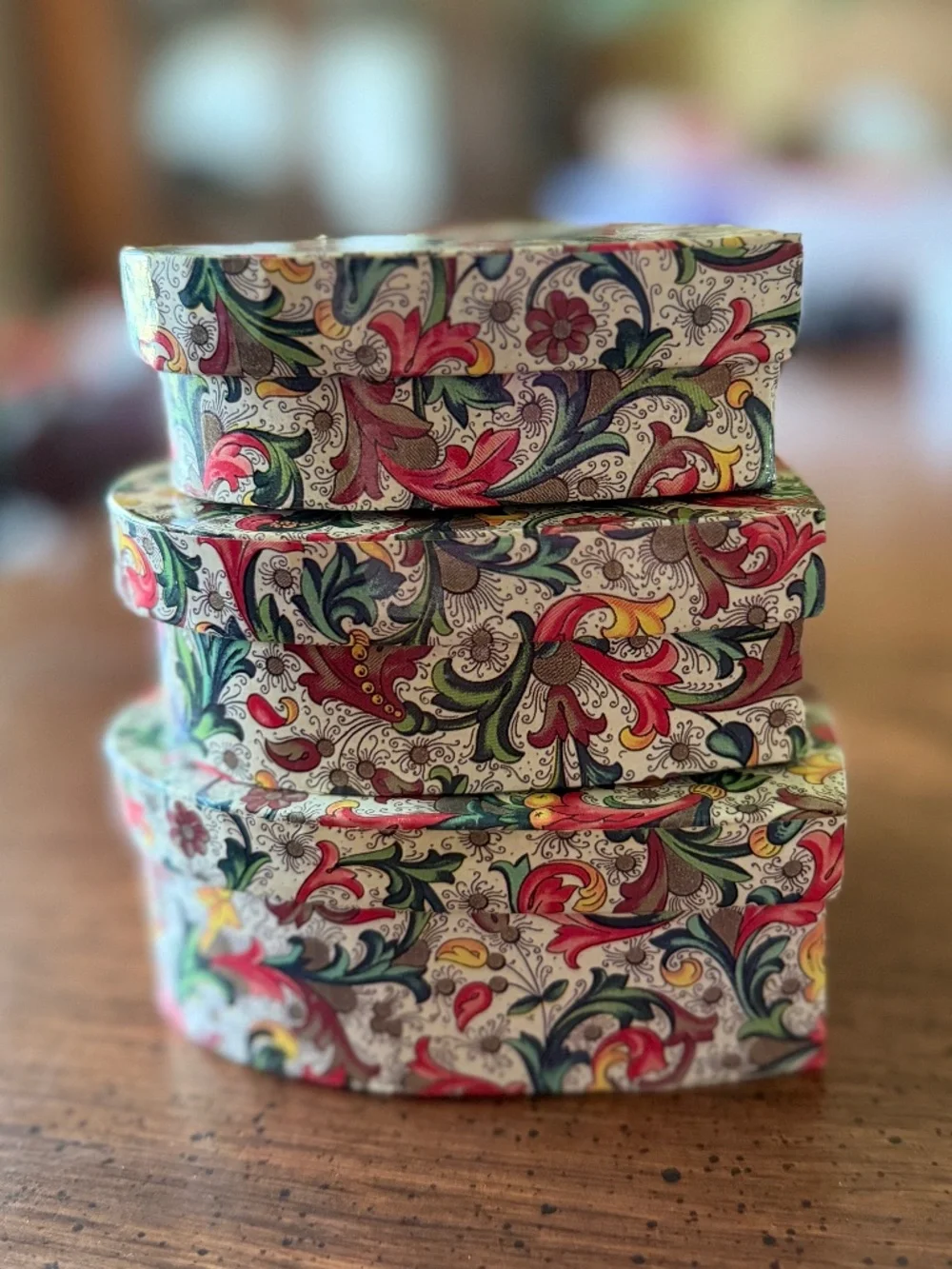 Set of 3 Heart Nesting Italian Florentine Papier Mache Jewelry Storage Boxes